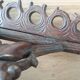 Porte pipes en bois sculpté