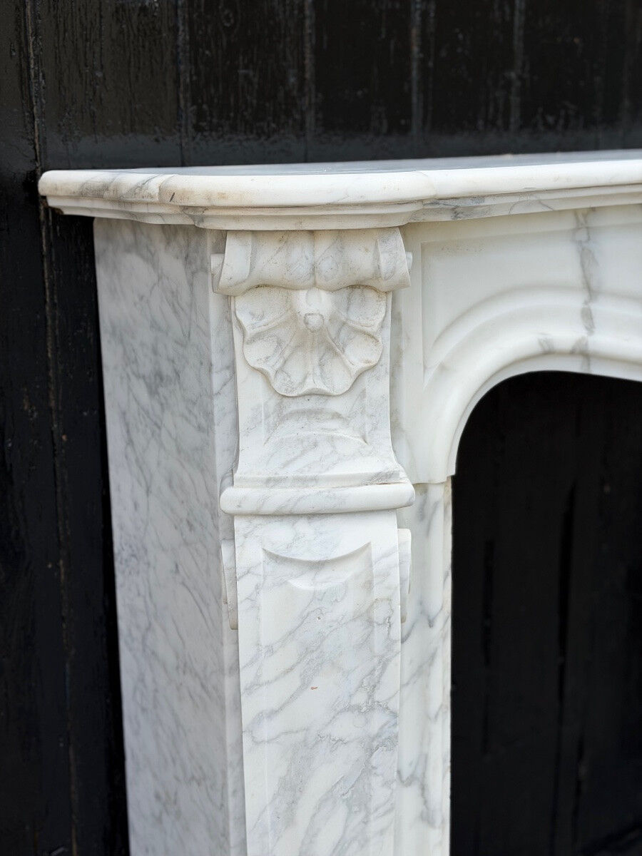 Louis XV style fireplace in Arabescato Carrara marble, circa 1880.