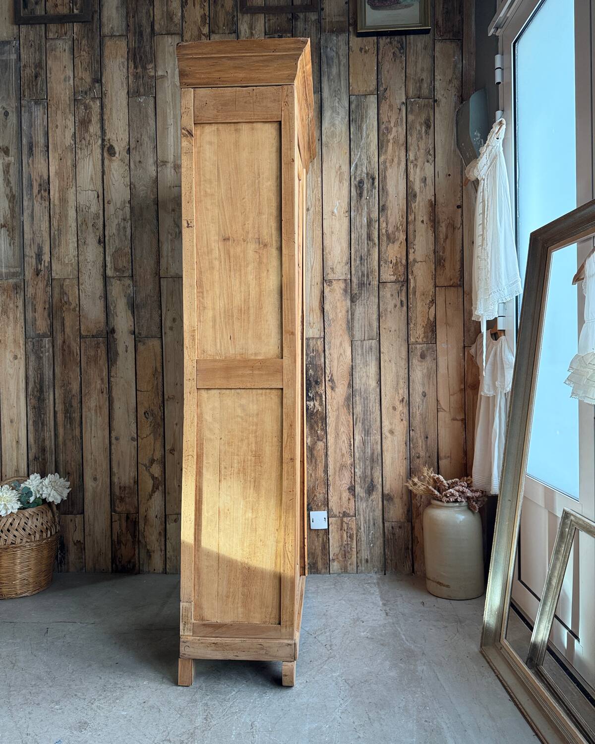 Small antique wardrobe (renovated)