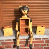 The cat puppet articulated wardrobe