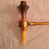 Balance sconce