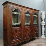 Louis XV style bookcase in walnut circa 1850-1880