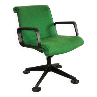Knoll office chair by Richard Sapper circa 1980