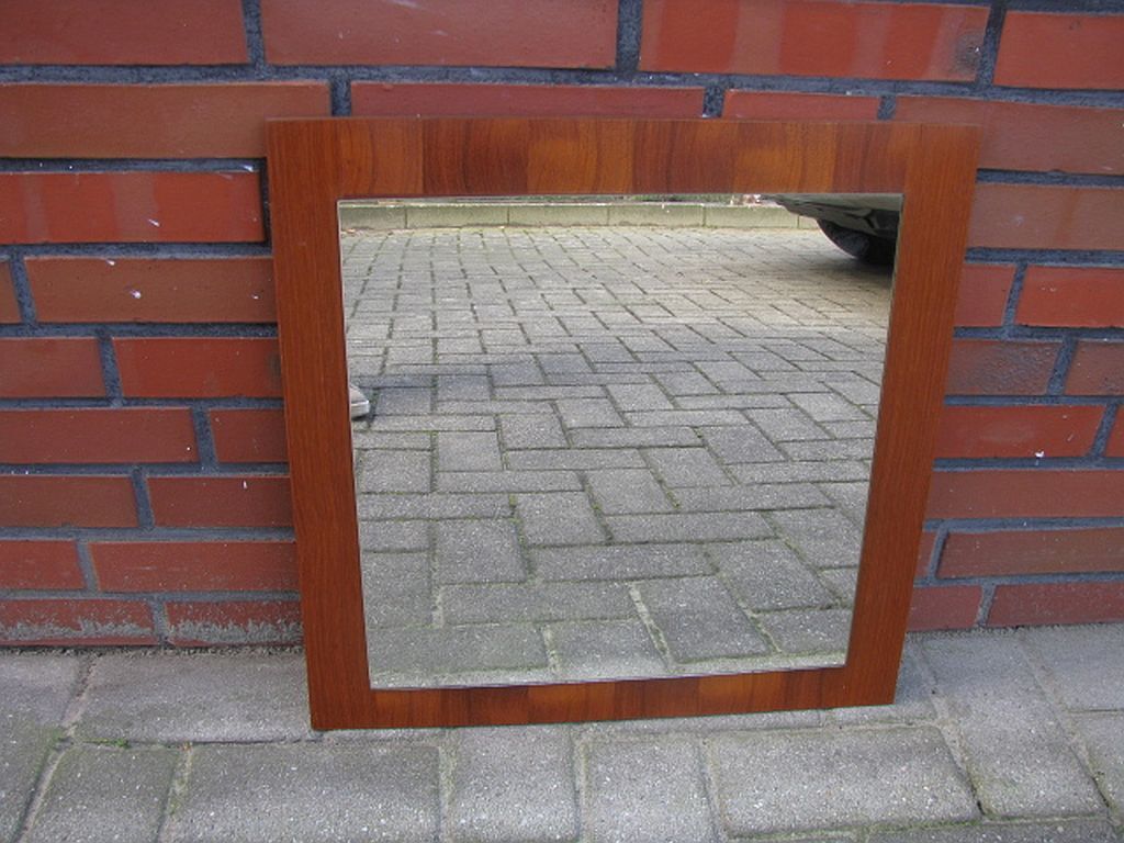 Miroir vintage en teck Danemark 1970 - 49x49cm