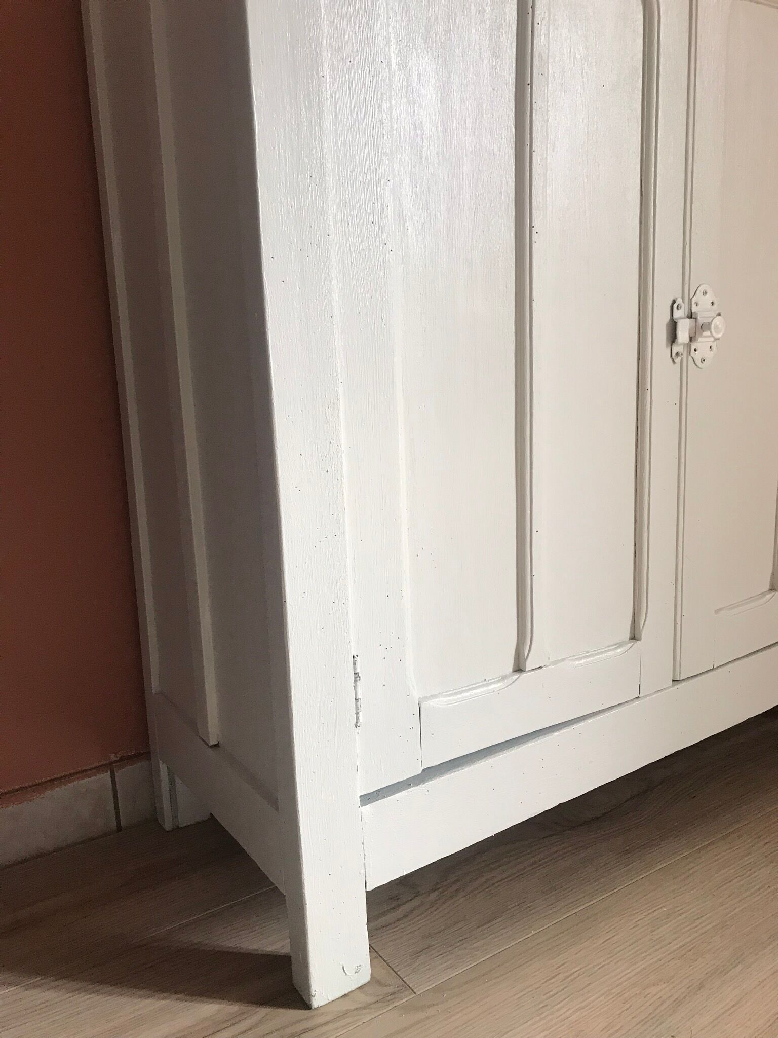 Parisian Buffet White and Wood