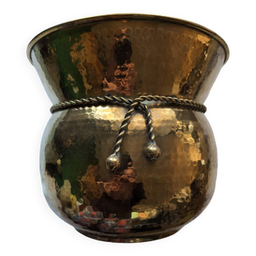Hammered brass cache pot
