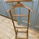 Former valet de chambre