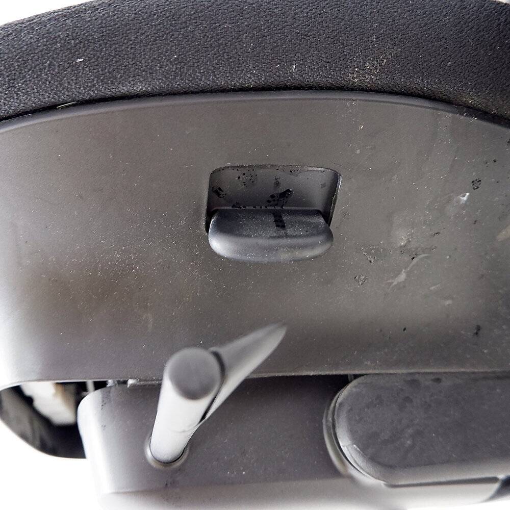 "Sayl" office chair by Herman Miller