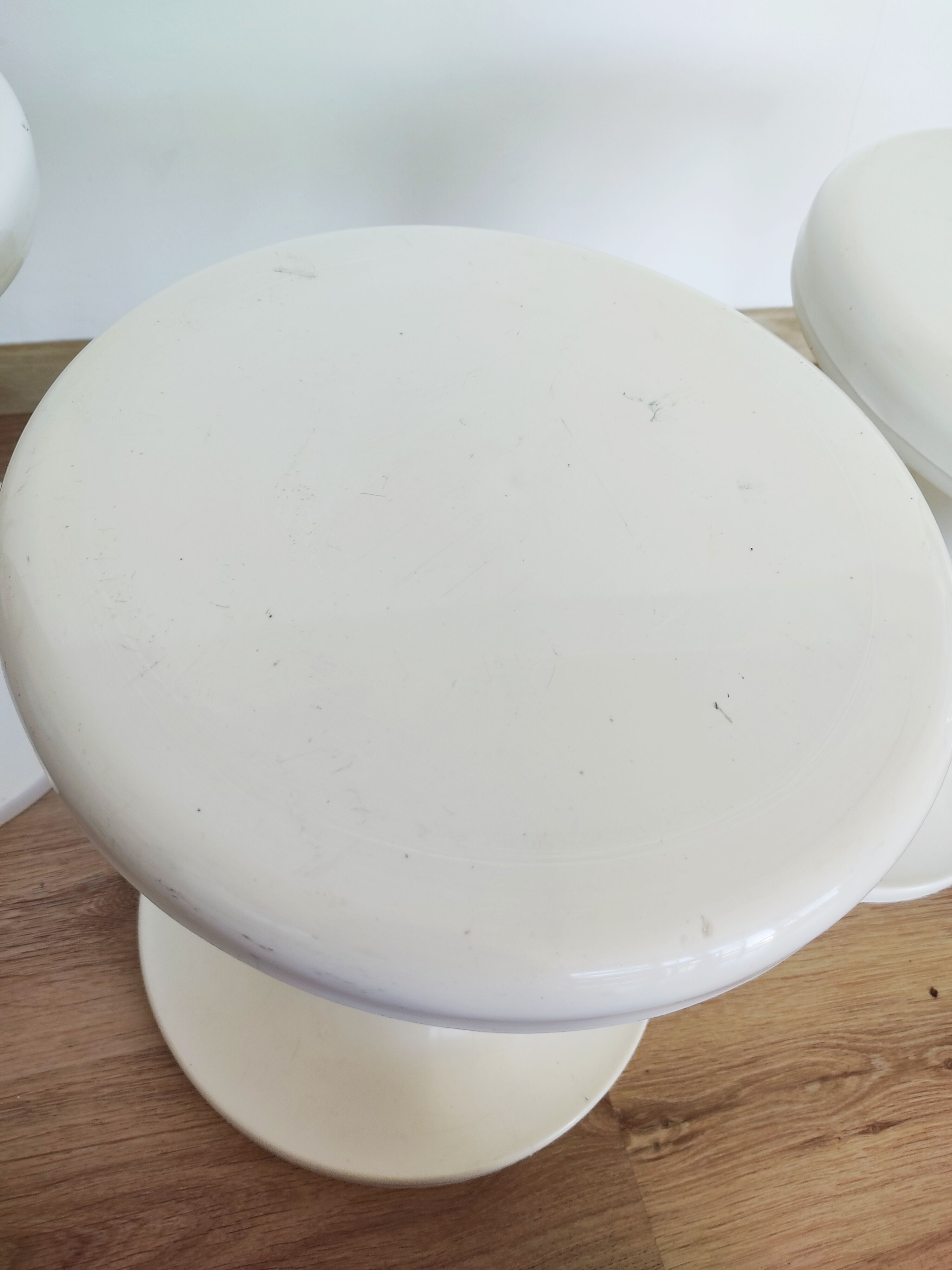 Set of 3 white tam tam stools