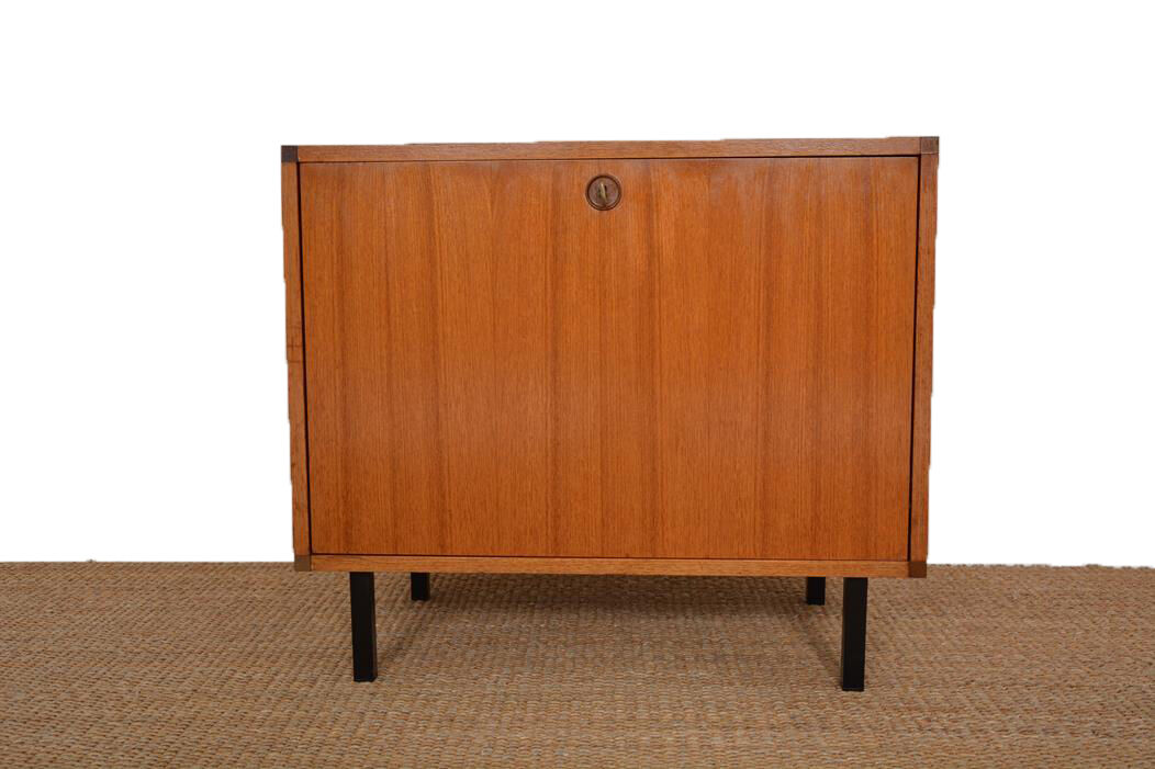 Meuble ARP vintage datant des années 50