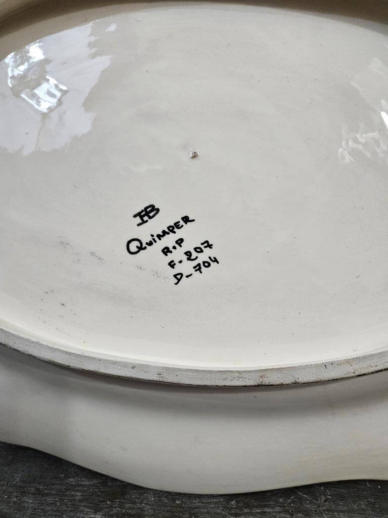 Large Quimper HB earthenware dish - Breton decor