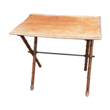 Foldable bistro table in bamboo and walnut