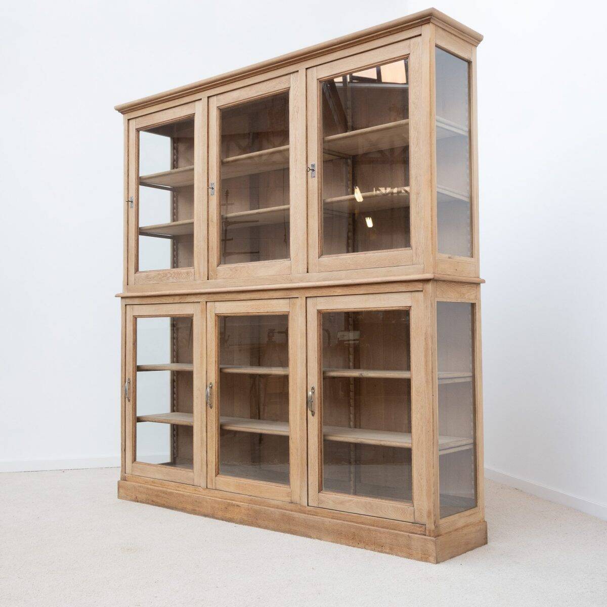 Grande vitrine ancienne 6 portes en chêne - 1920