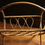 Magazine rack vintage rattan bamboo, cove round moving volutes feet