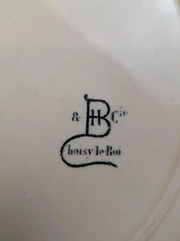 Antique plate Terre de Fer Choisy-le-Roi Hb – Polychrome cock in slipware