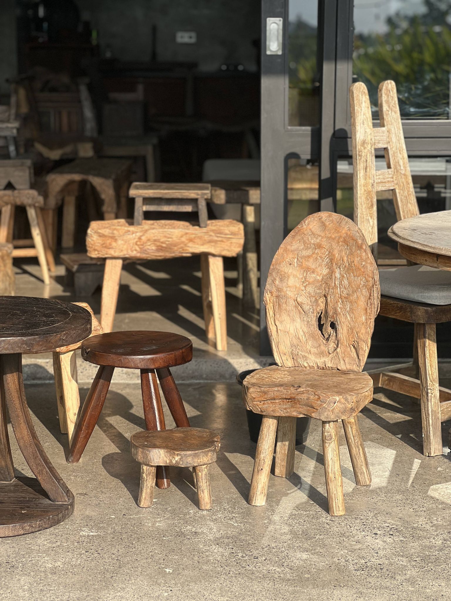 Mini low stool in upcycled old Asian teak H15 D24