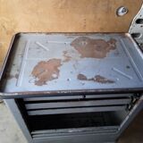 Industrial workshop maid