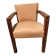 Fauteuil vintage avec structure et accoudoirs en bois