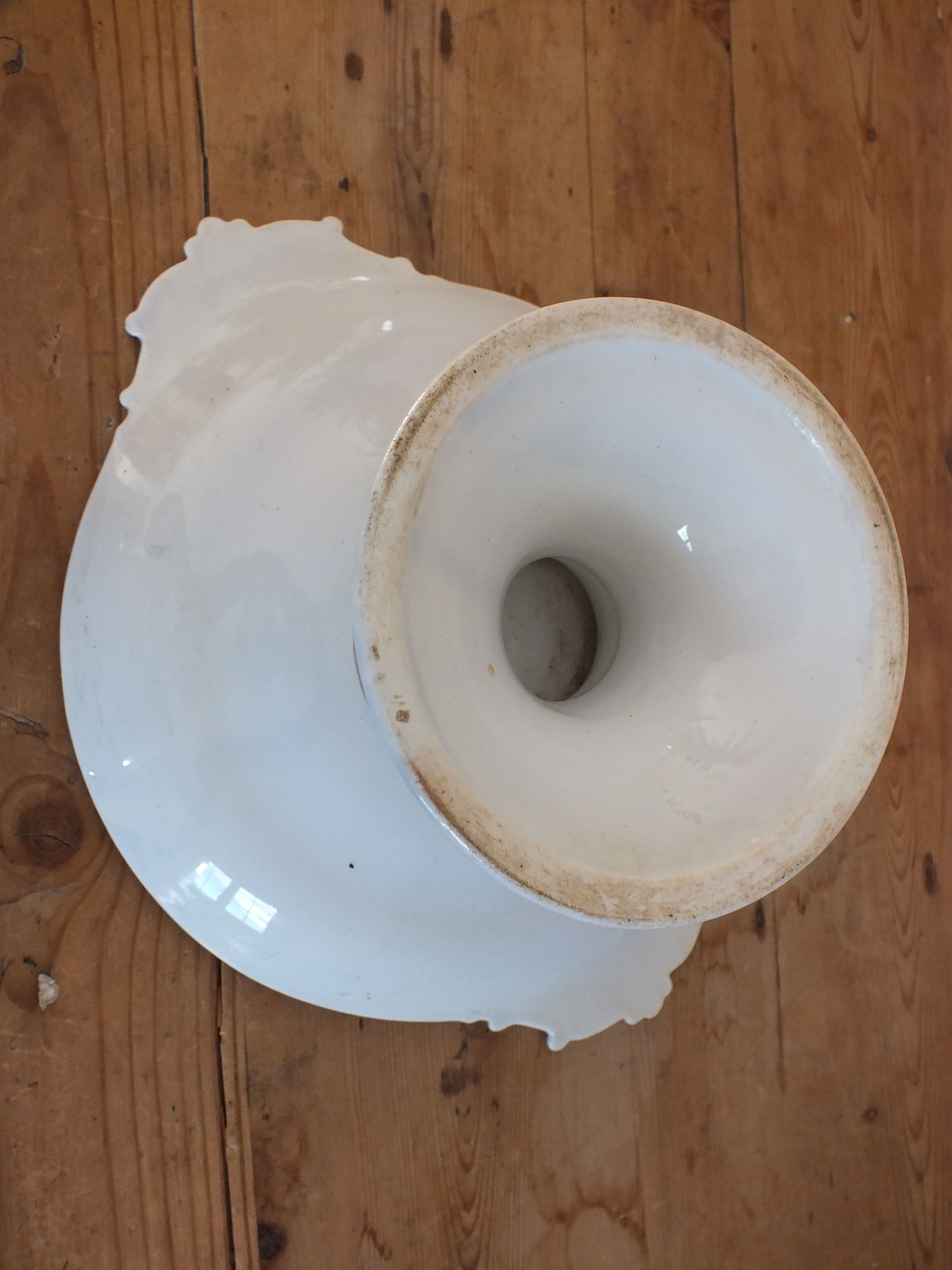 Large cup display Boch Frères Kéramis