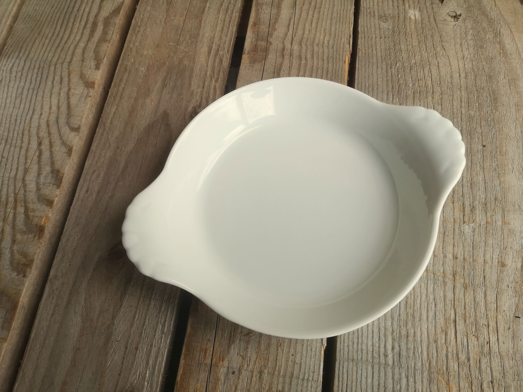 3 Small Round Dishes in White Porcelain Pillivuyt