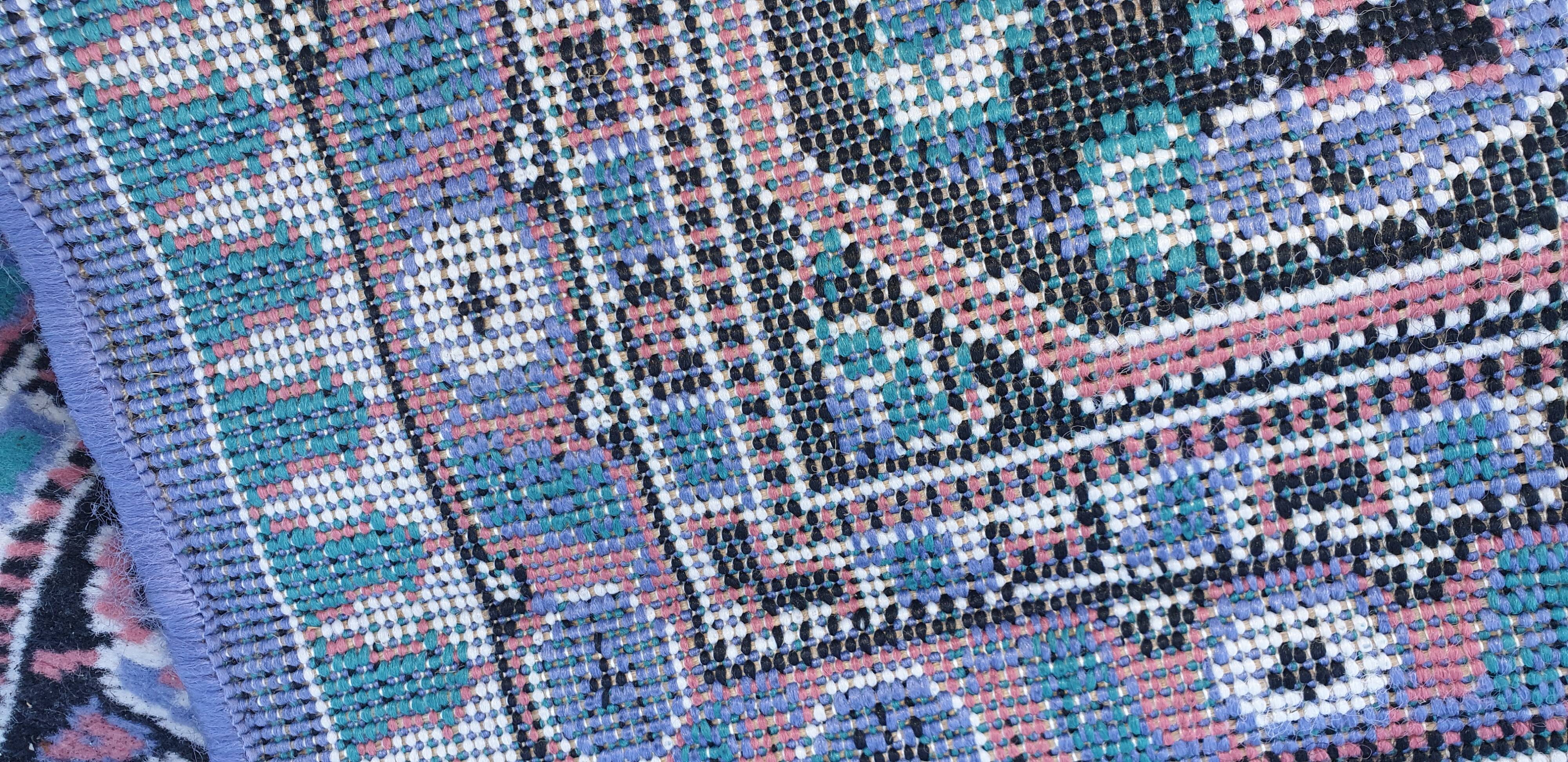 Royal blue Isfahan oriental carpet :230×320cm