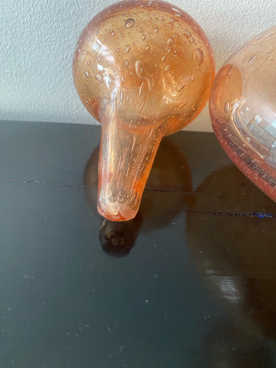 Blown glass decanter with bubbles