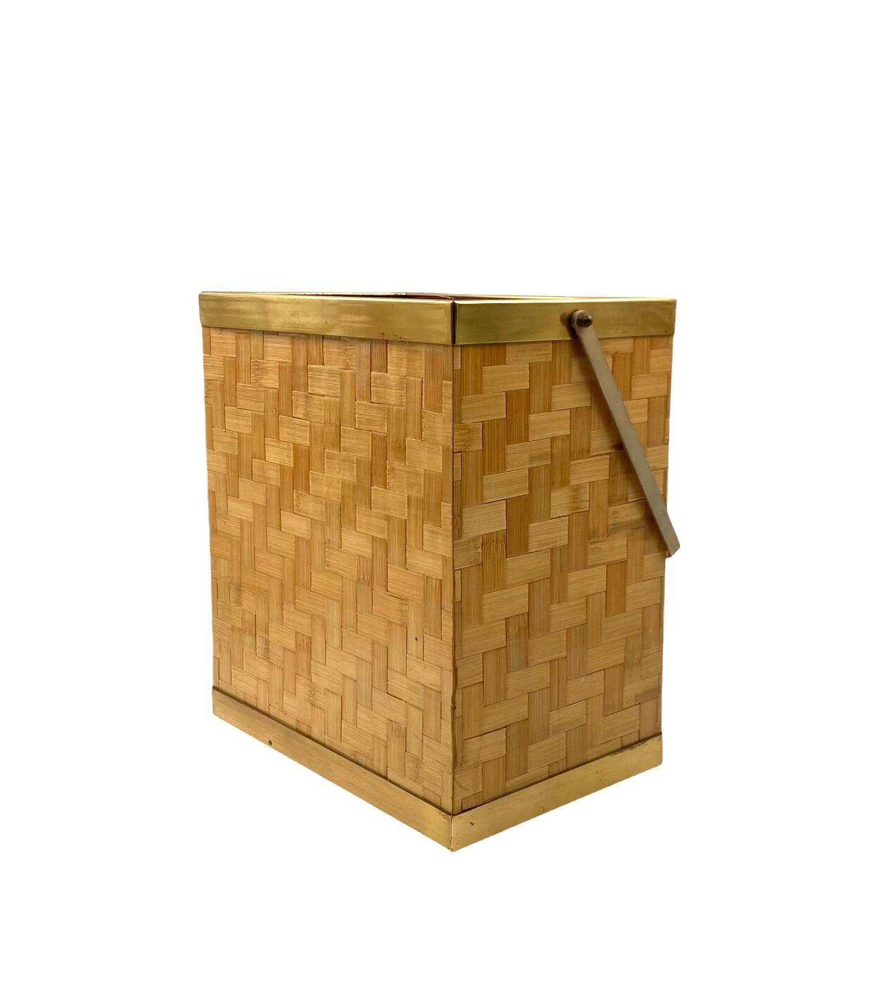 Hollywood regency brass and woven bamboo magazine rack, Metal Linea Nova Italy 1970