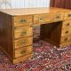 Bureau plat de style marine en acajou blond