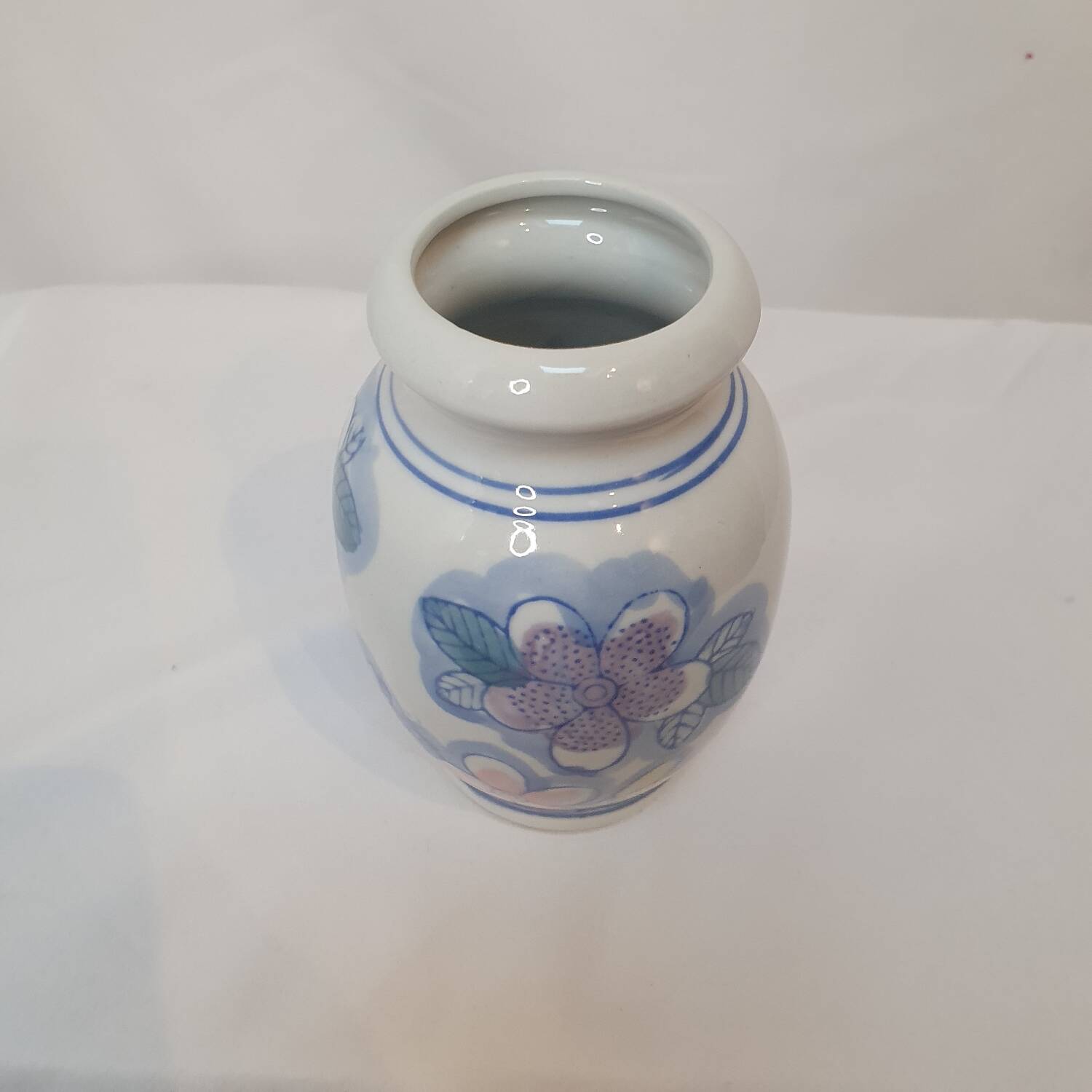Small Chinese porcelain vase