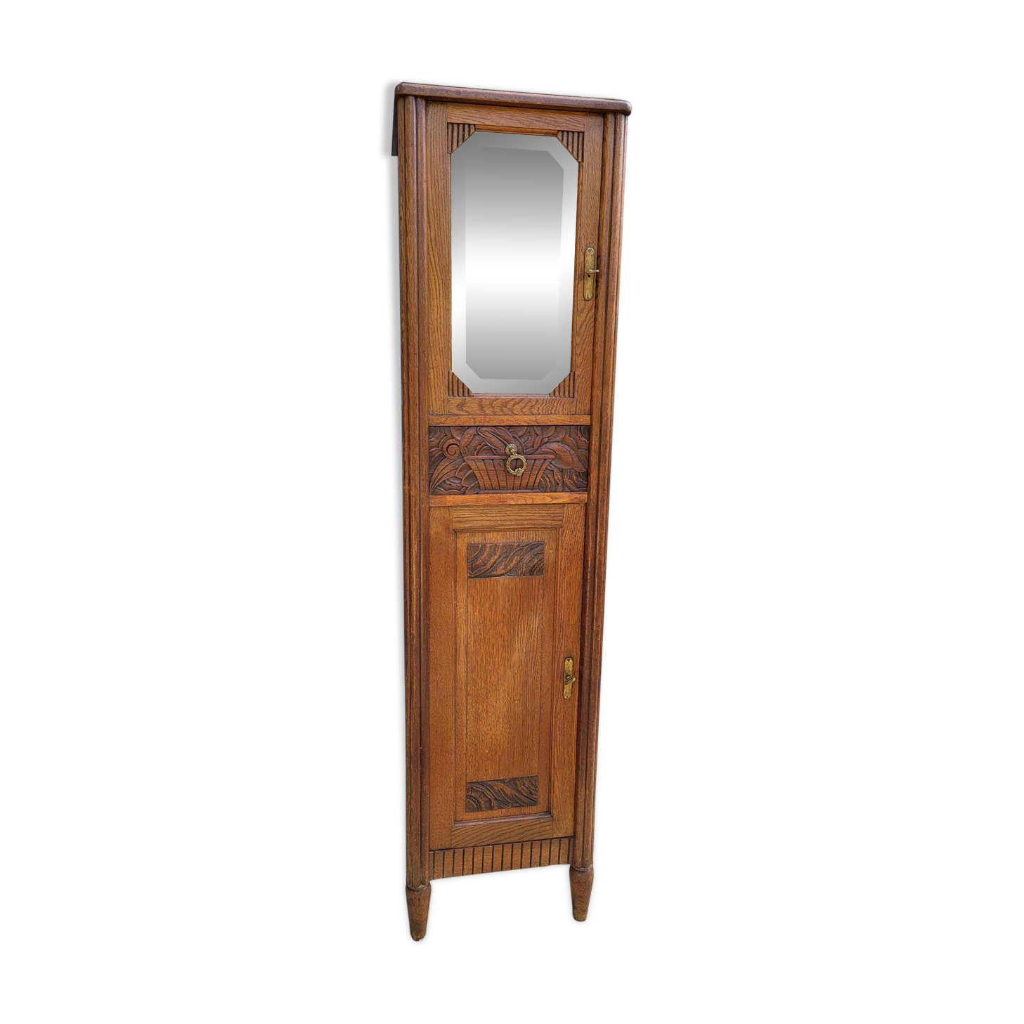 Art Deco display column for jewellery and accessories