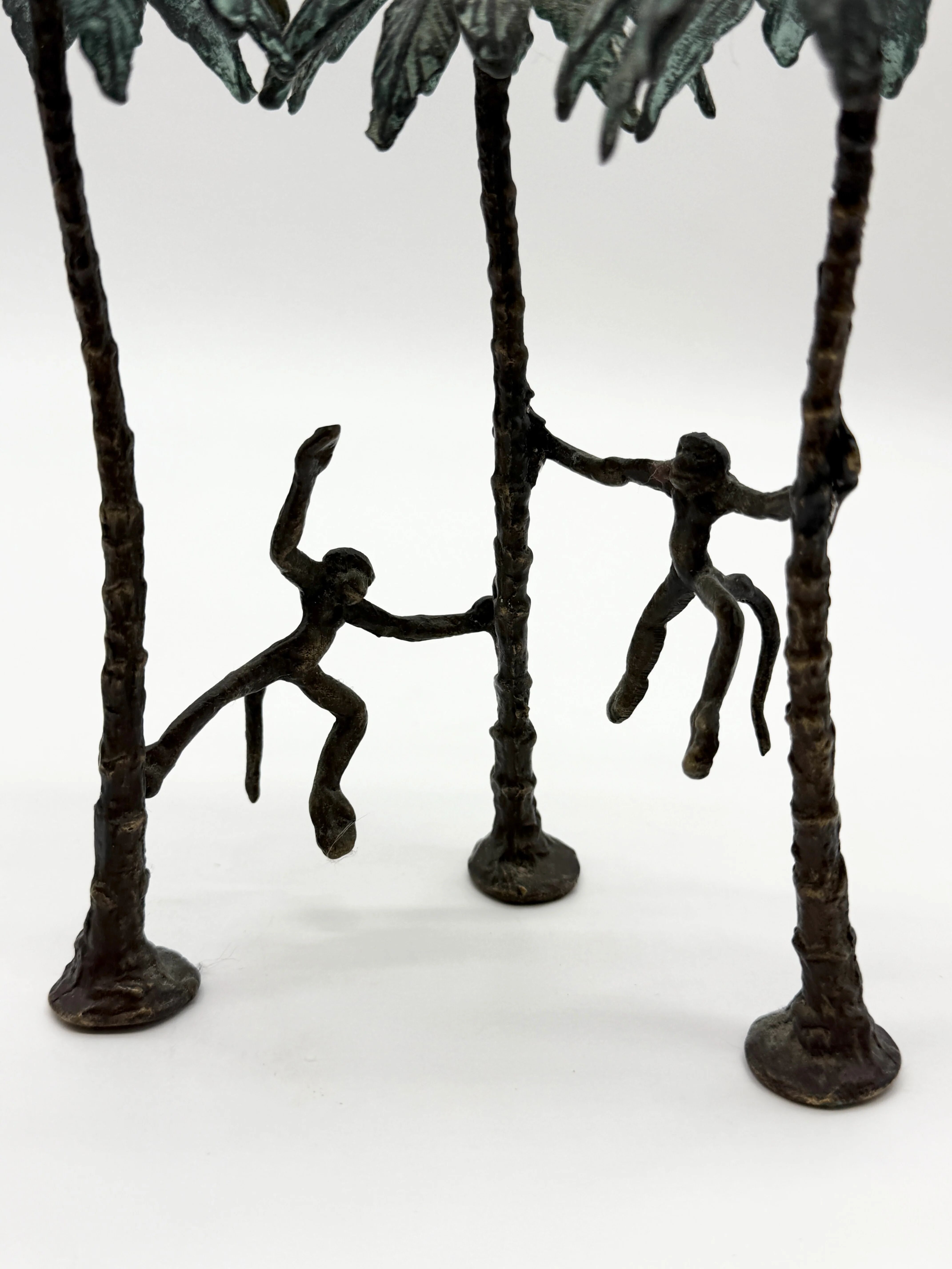 Chandelier "singe" en bronze patiné, 1970s