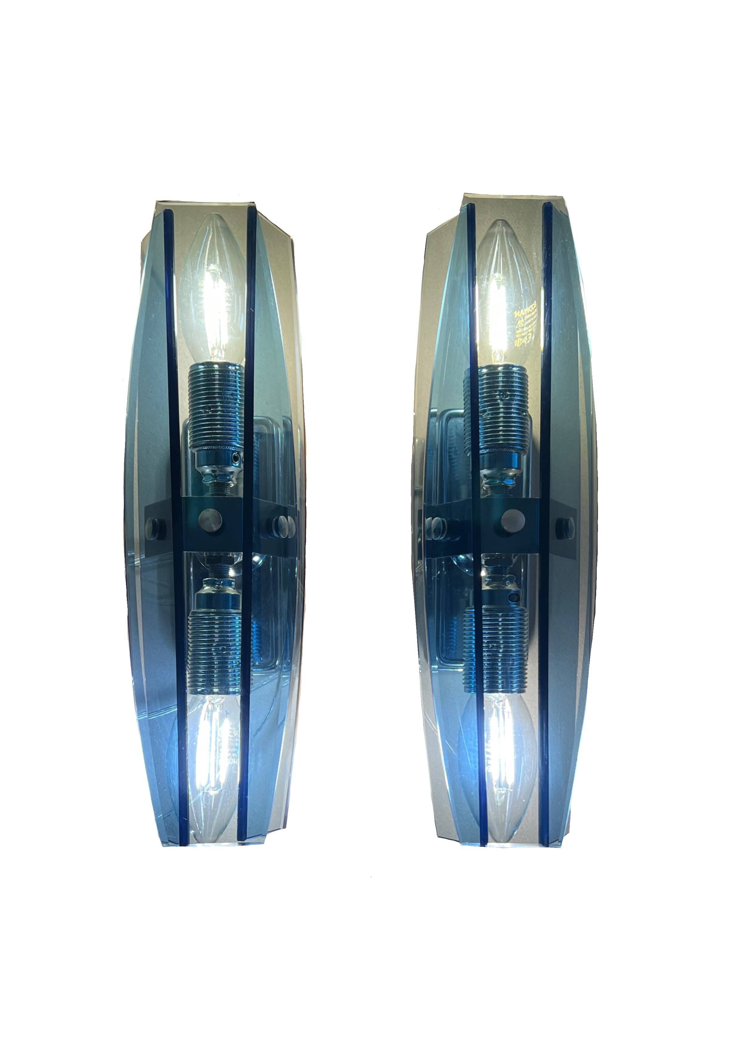 Pair of wall lights attributed to Veca for Fontana Arte, 70s