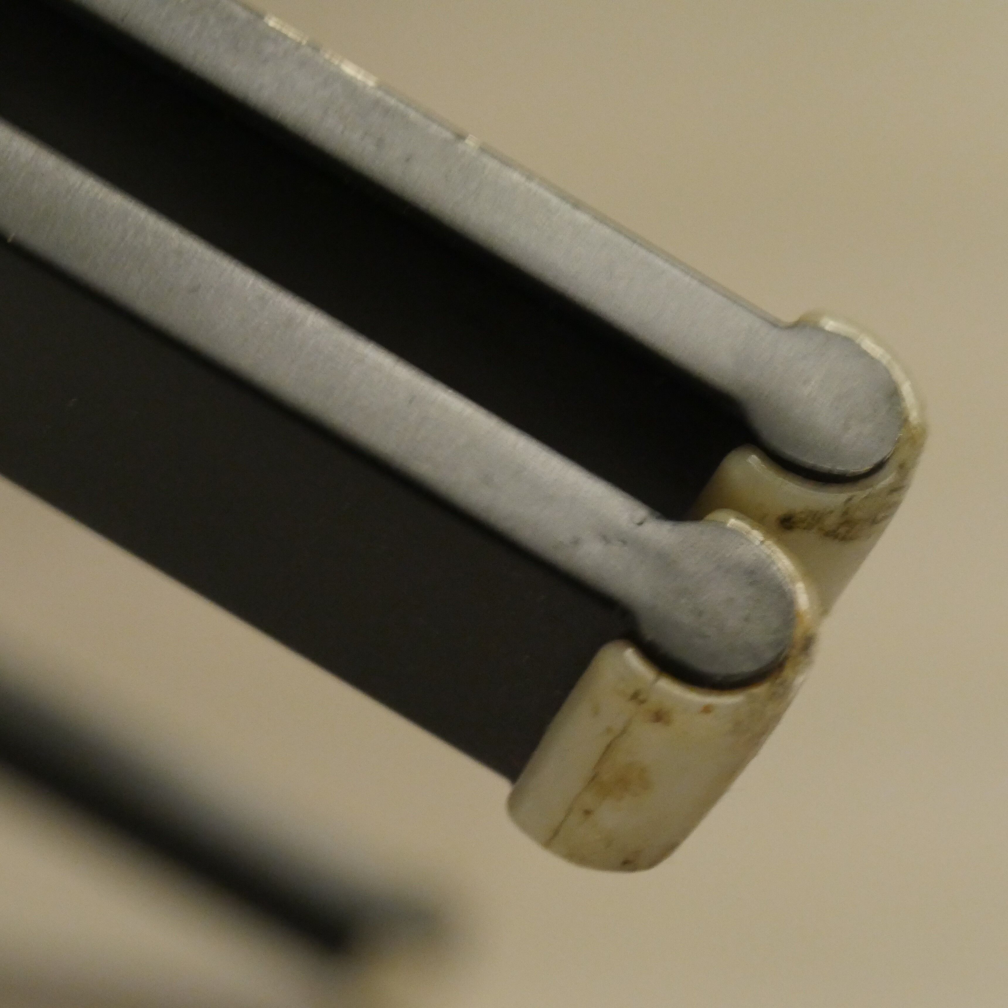 Pair of chairs wave - design Gianni Offredi - publisher Saporiti Italia - 1970