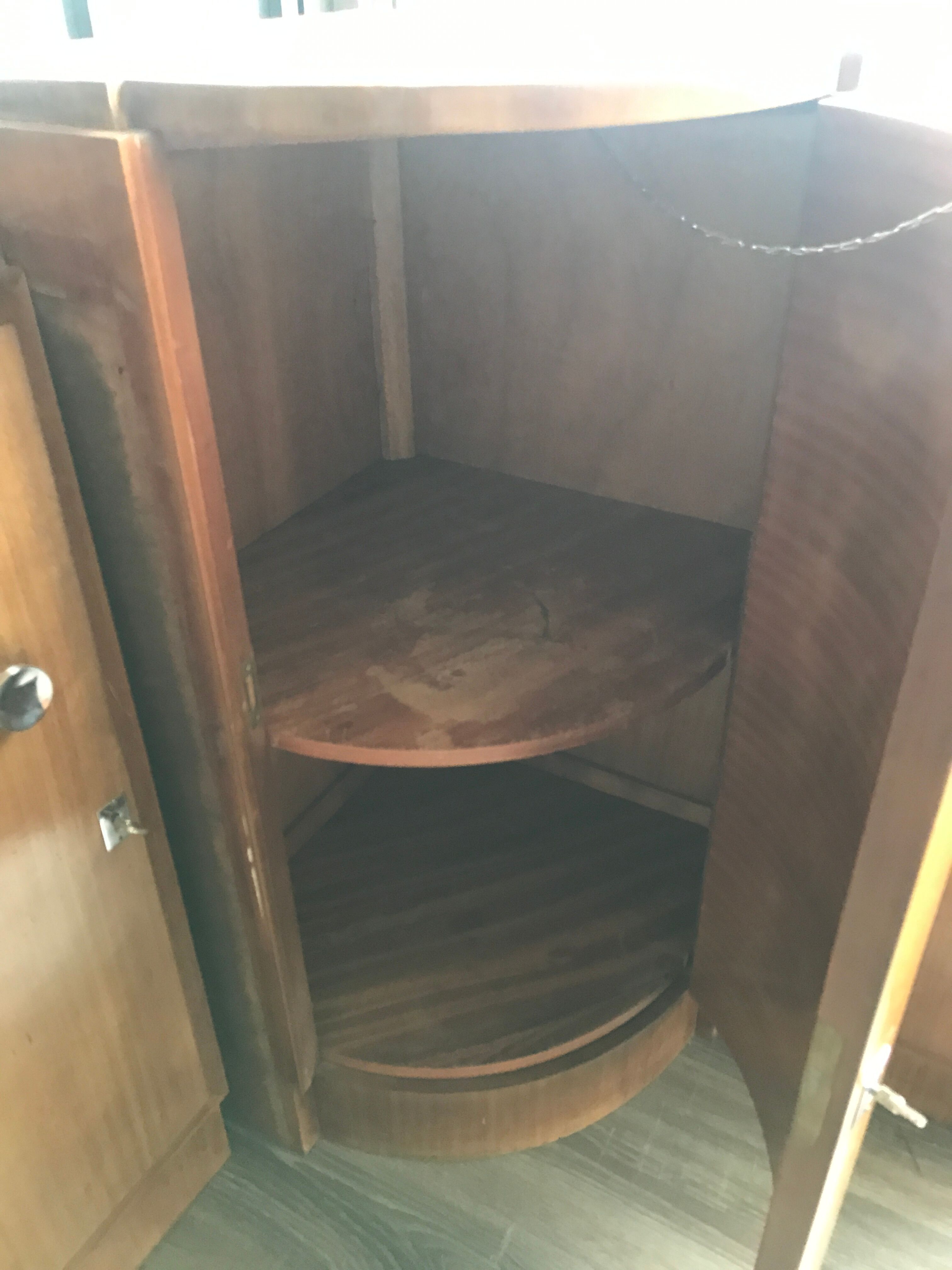 Art Deco 30s corner buffet bar