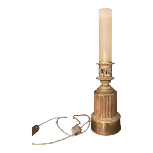 Lampe a petrole electrifiee