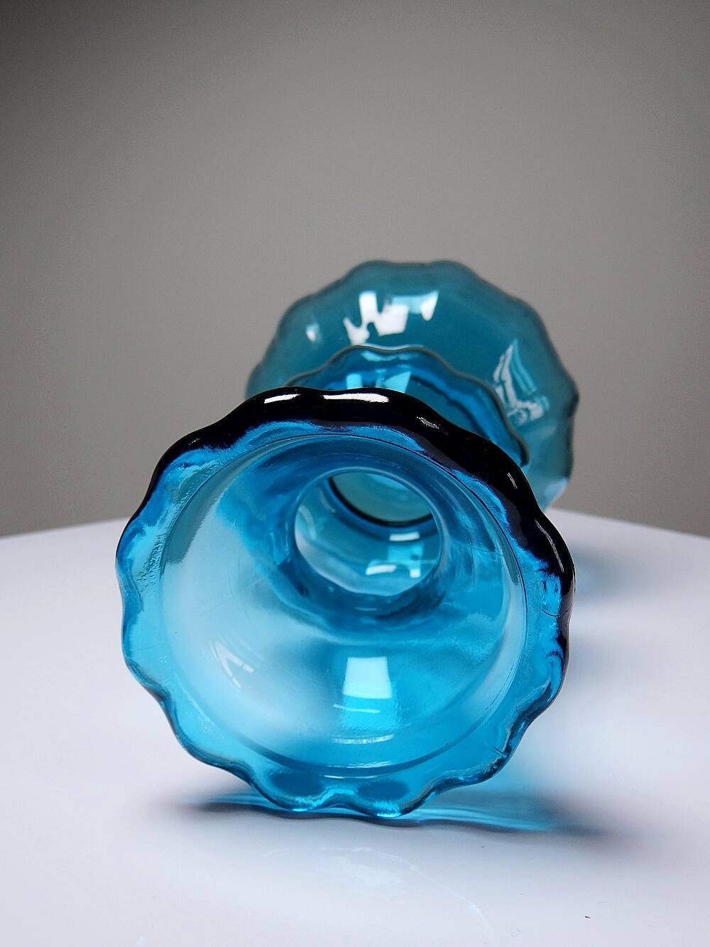 Small vintage turquoise blue glass vase