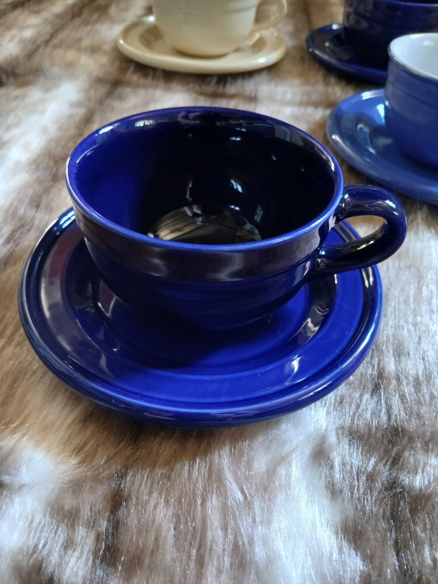 6 antique Émile Henry cups