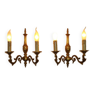 Pair of vintage bronze sconces in traditional French mid-century style 4571