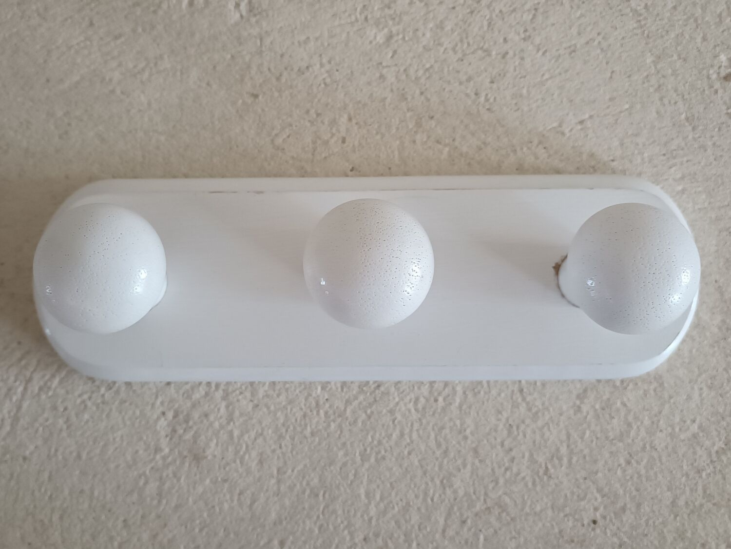 Porte-manteaux en bois