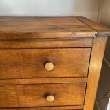 Oak chest of drawers