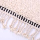 Handmade pure wool rug, size 2/3 m.