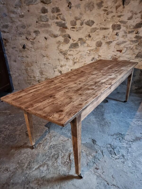 Table à manger ancienne en pin français, grande table de ferme sur roulettes, XIXe siècle