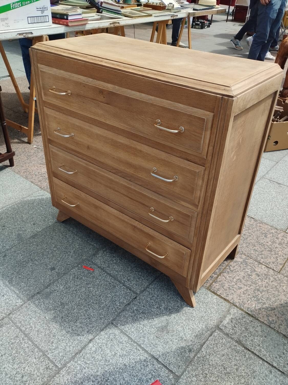 Commode vintage pieds compas