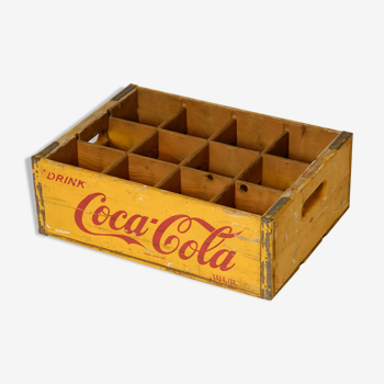 Caisse de coca cola en bois datant des années 50/60