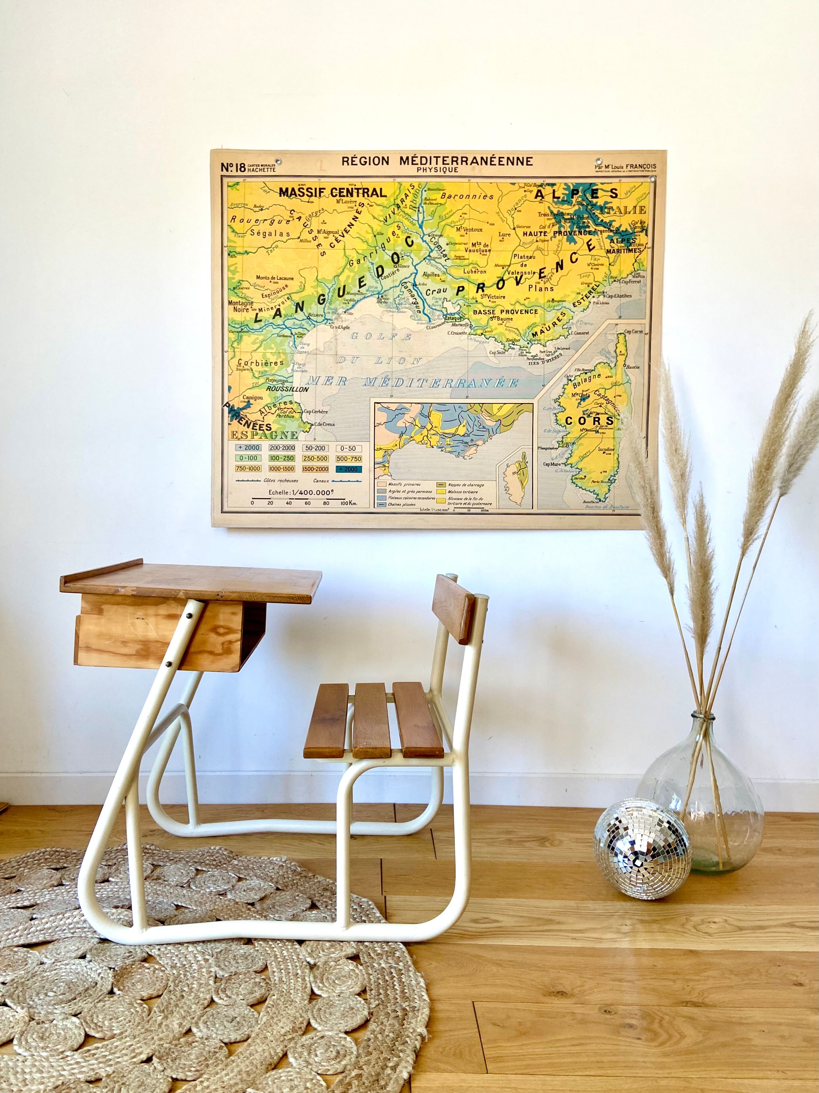 Bureau enfant tubulaire
