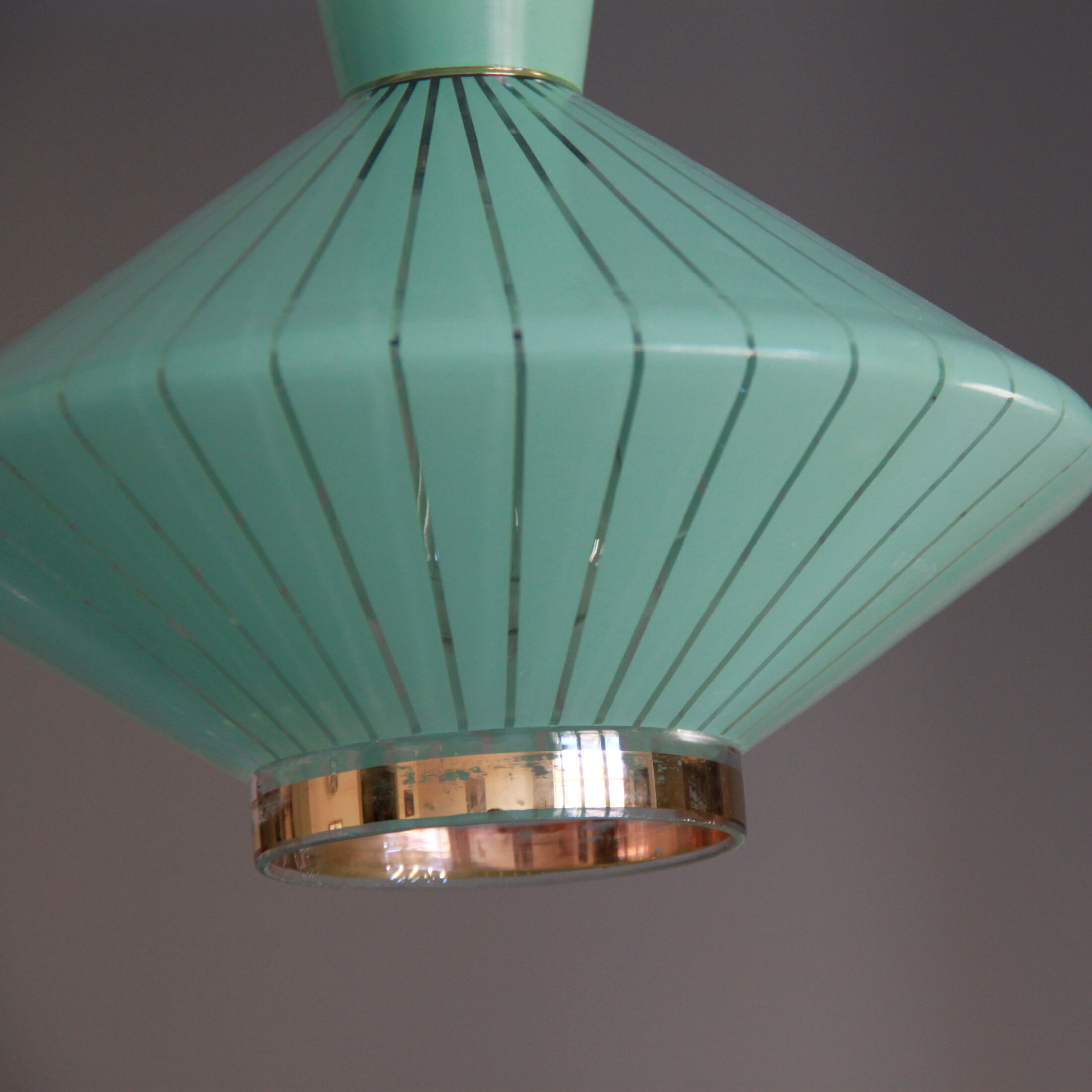 Green diabolo pendant lamp with gilding chandelier vintage luminaire