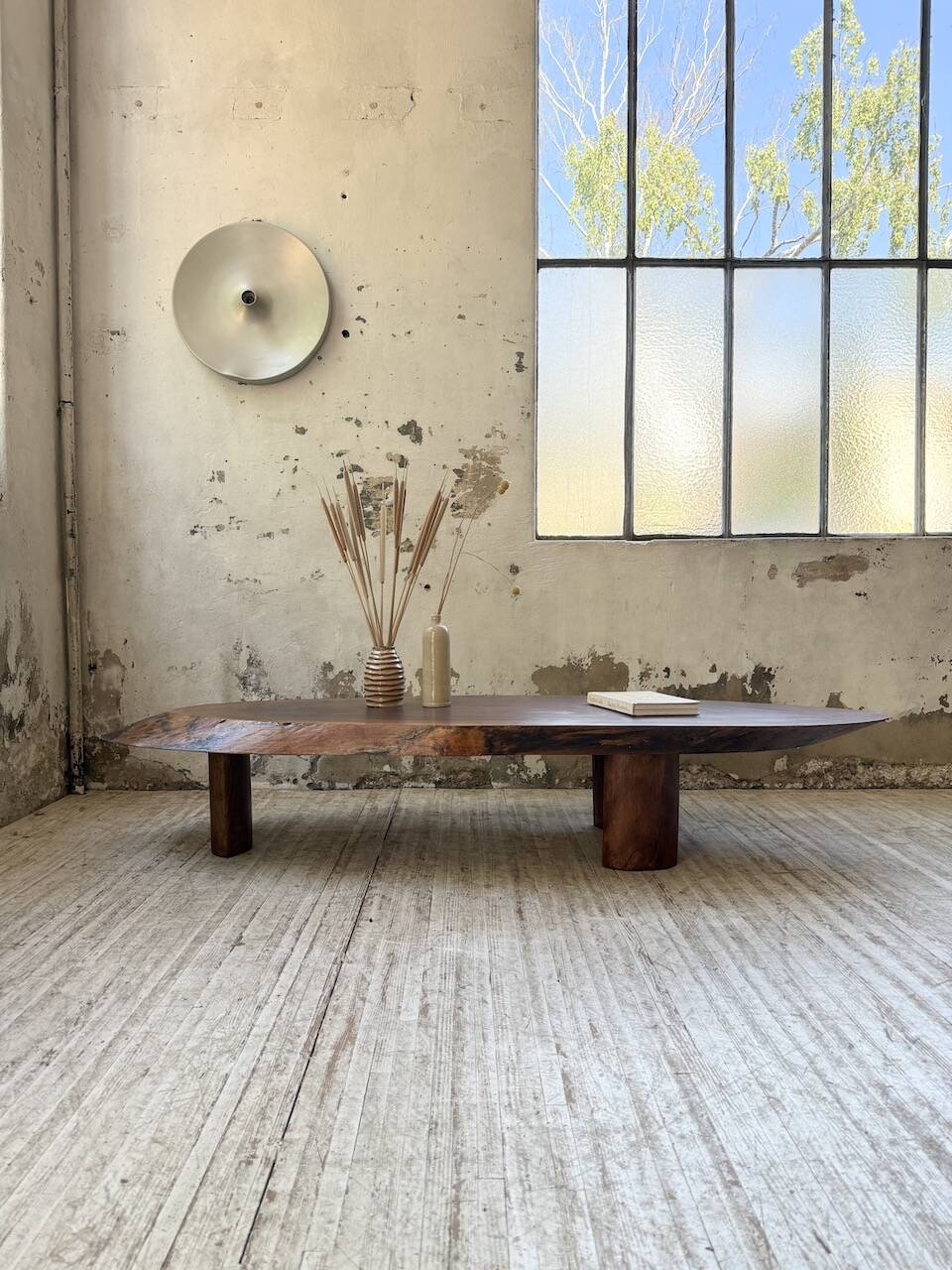 Table basse années 50 plateau bois exotique XXL