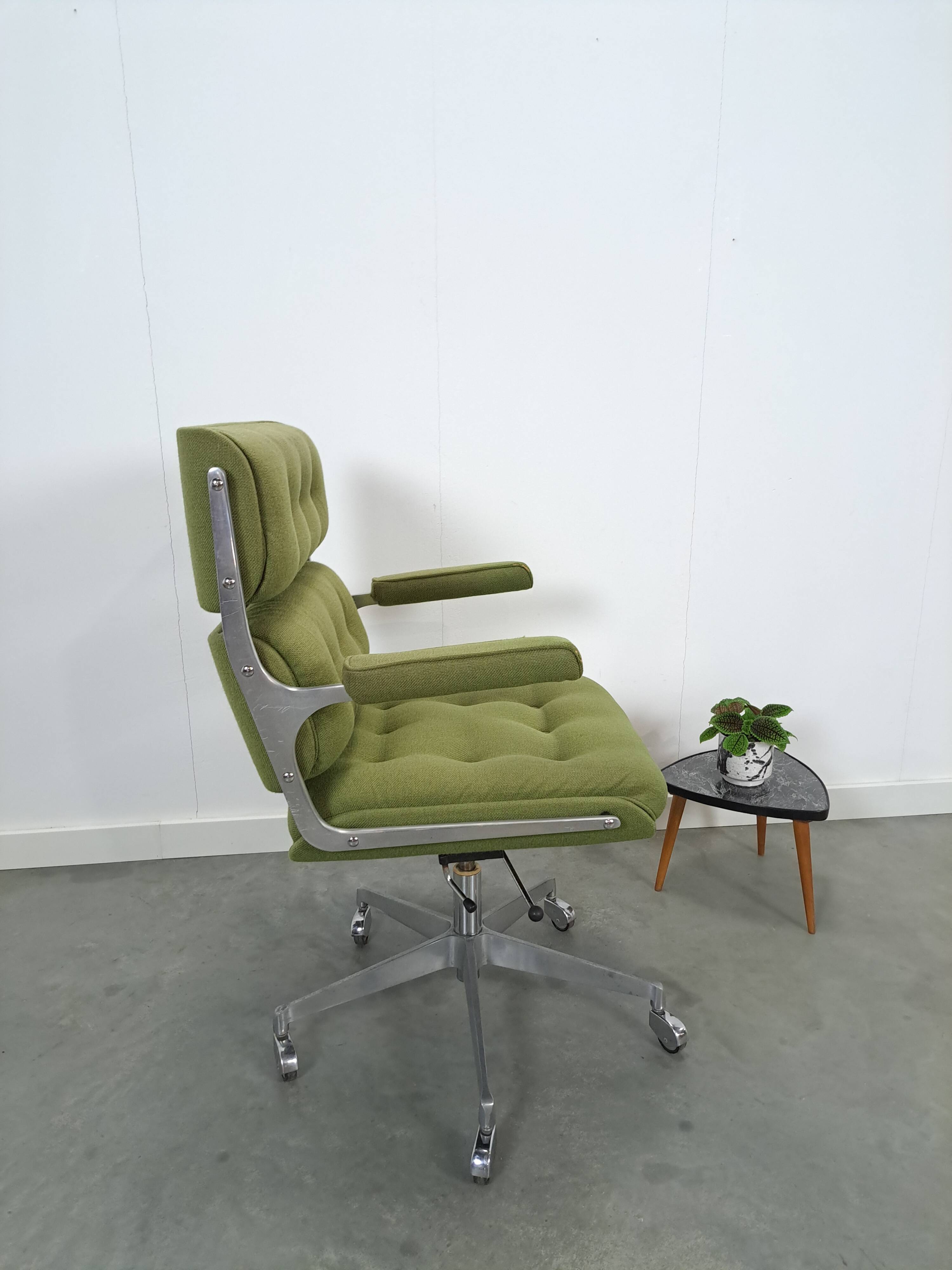 Groene draaibare bureaustoel Ring Mekanikk Norway