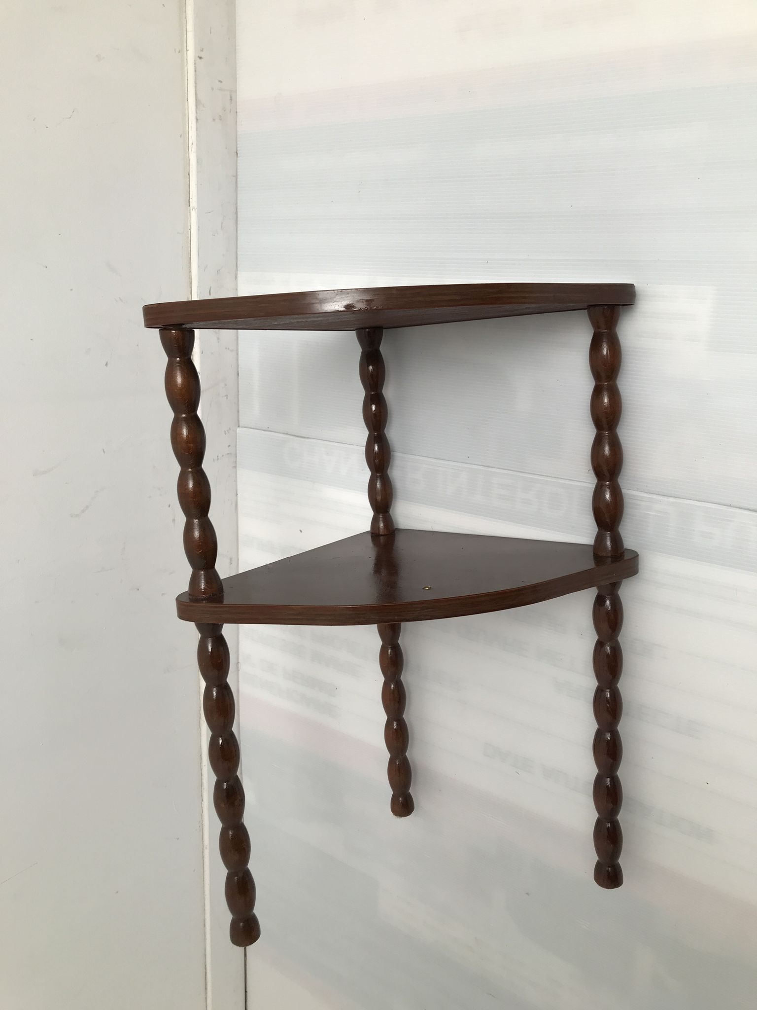 Wooden corner sellette turned vintage vintage louis XIII style