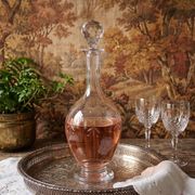 Antique crystal decanter from Nancy, engraved, circa 1920-1930.